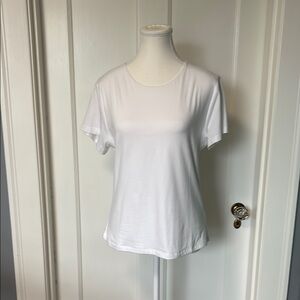 Tahari White Fitted Short Sleeve T-Shirt